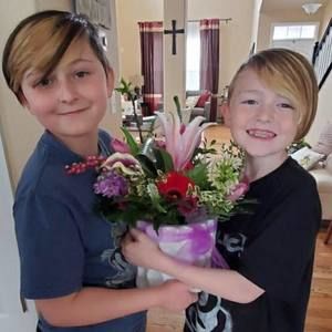 Meet your Posher, Connie